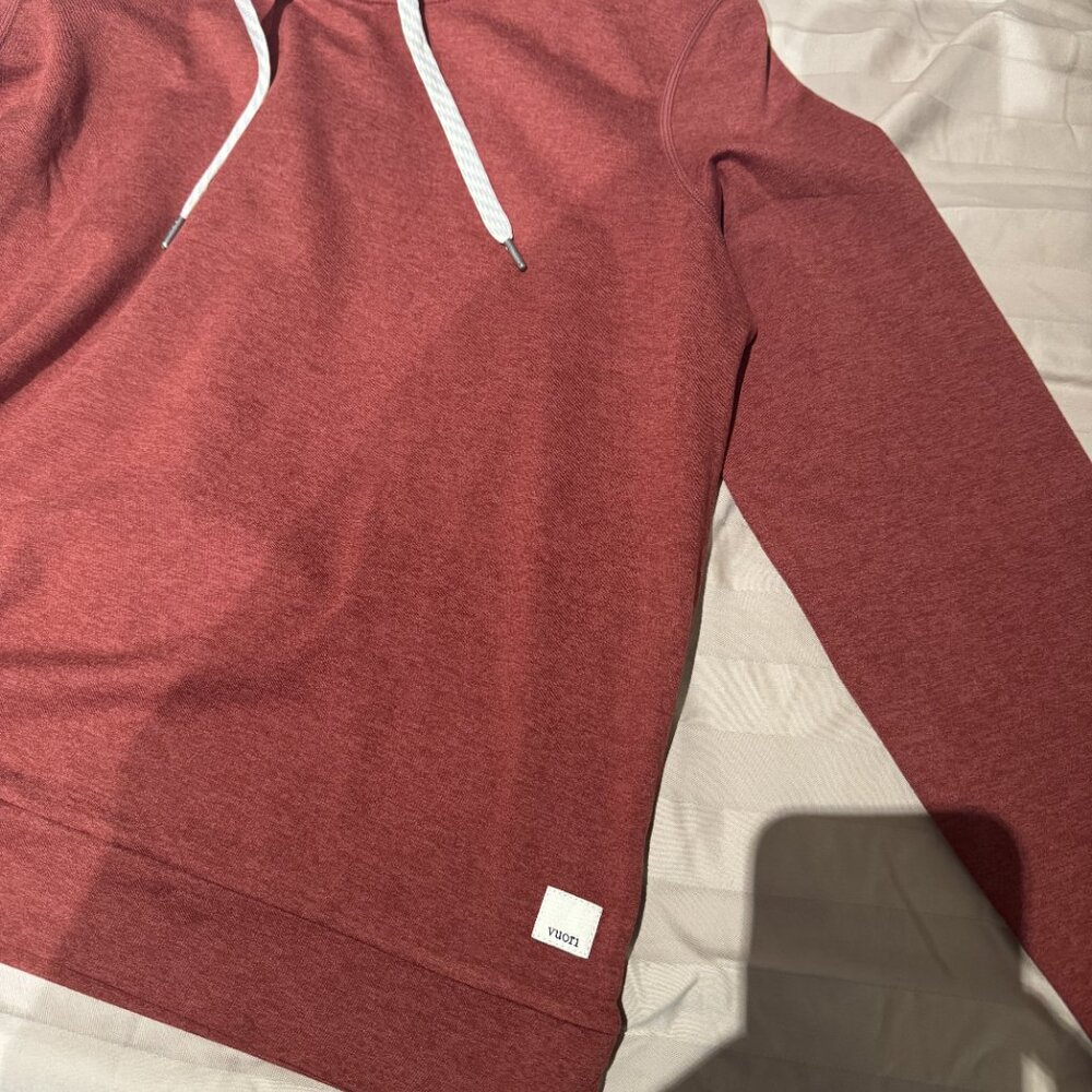 Vuori Halo Essential Hoodies